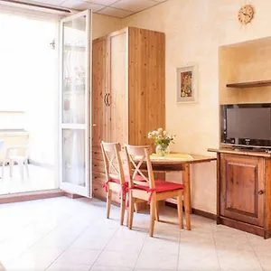  Apartment Il Pontile - Historic Center By Villavistalago Italien